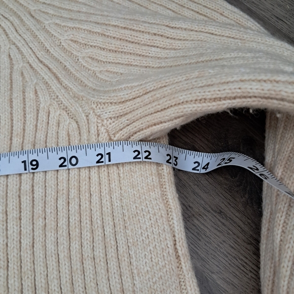 Women's H&M Ribbed Turtleneck Sweater Dress Cream White Long Sleeve Size Medium - Picture 7 of 8